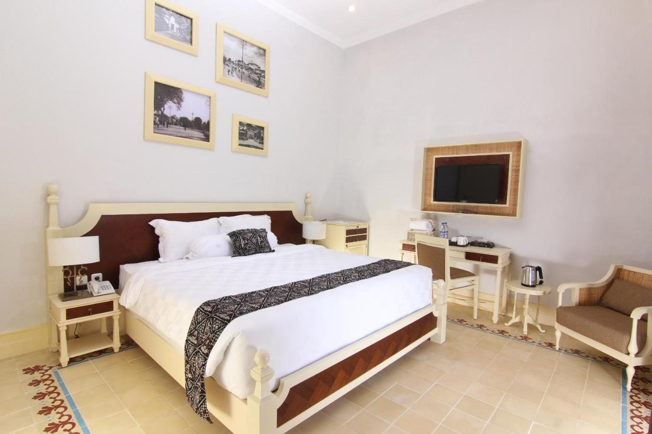 Java Villas Boutique Hotel & Resto Yogyakarta Exterior photo